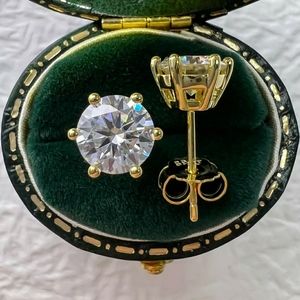 Certificate 2ct. t.w. Diamond Moissanite Round